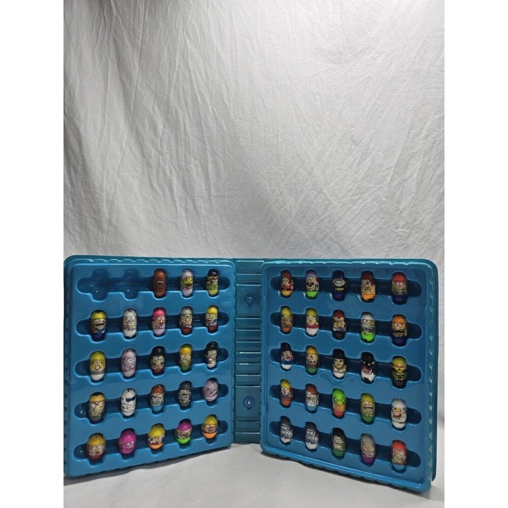 Mighty beanz lot of 48 Beanz And Blue Carrying Case- VINTAGE